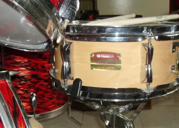 Hello. My Yamaha C-200... Jazz sound? I hope.