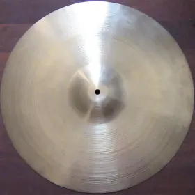 Avedis 18&quot; Medium Thin Crash - any idea on age?
