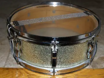 70's Ludwig Jazz Fest snare, 5&quot;x14&quot; SIlver Sparkle, b/o pointy badge, 3 ply, 8 lug