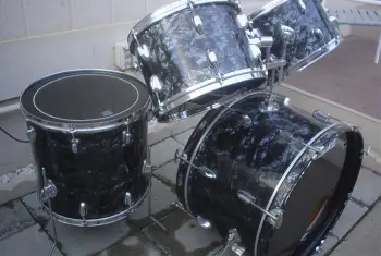 For Sale Vintage Pearl Drum set Black Diamond Pearl