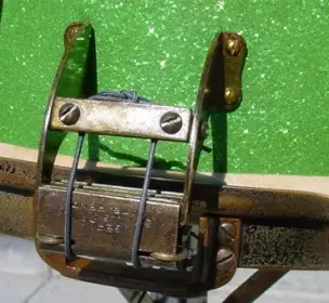 1934-35 SLINGERLAND 6.5 x 14 SPARKLING GREEN/ARTGOLD BROADCASTER MODEL