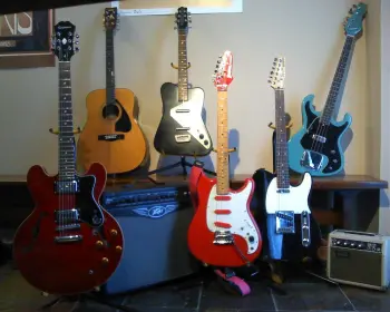 help identifying old pearl drums