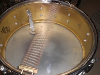 Help with a Brass Rogers Holiday Snare