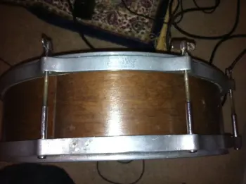 Vintage Leedy Snare indentification