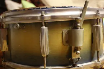 1948 Gretsch Broadkaster Snare...need suggestions and answers.