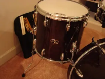 WTB: 1990's Slingerland HSS era Artist Custom toms