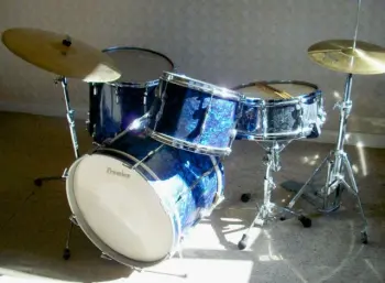 Premier 1960s' Blue Pearls