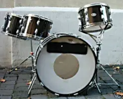 Identify this Slingerland kit