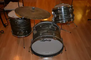 Picked up some Ludwigs...new to vintage drums
