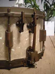 Premier Dominion Super - lug(s) needed