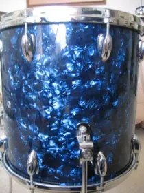 What brand of floor tom do I have here?