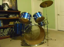 Vintage drum set identification