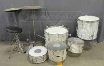 60's Apollo set with matching snare on....