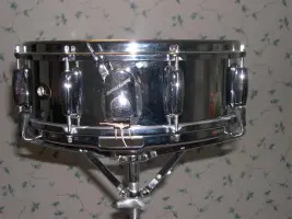 Slingerland Radio? Artist?