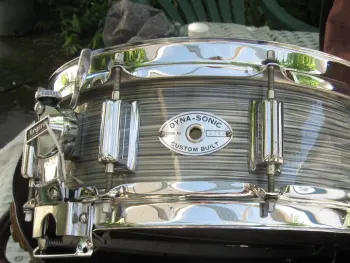 Rogers Dynasonic wood snare