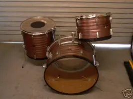 Can you help me identify these drums?