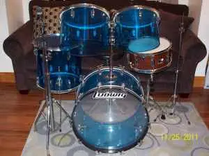 It's the show off your Ludwigs thread...post them if you've got them!
