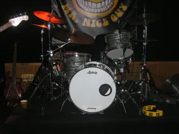 It's the show off your Ludwigs thread...post them if you've got them!