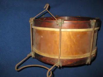 Help with 1920s Ludwig badges and lugs