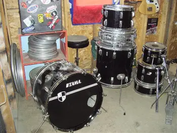 oh no i'm thinking about more drums ROGERS