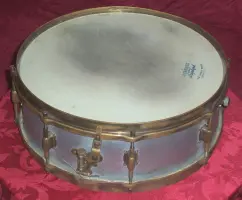 Leedy Knobby Gold Snare Drum