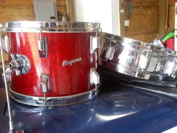 HELP! Recieved Free Vintage Rogers Drum Kit..Awesome Story