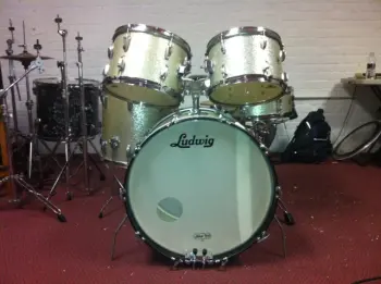 It's the show off your Ludwigs thread...post them if you've got them!