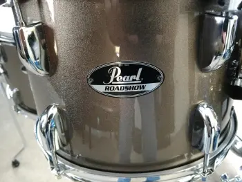5 piece Pearl Roadshow Jazz/Bop Kit with extra 12&quot; tom and upgrades
