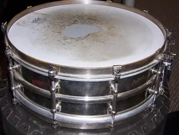 Ludwig snare with claw lugs