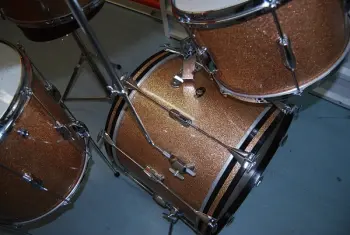 '66 Slingerland Kit (assistance needed)