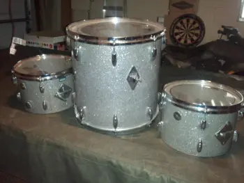 Need Help To Indentify These Drums