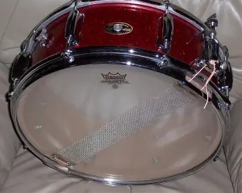 60s SLINGY RED SPARKLE SNARE