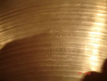 Does this look like light blue pearl?