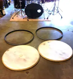 Slingerland 26&quot; Bass Drum Hoops &amp; Raido King Heads