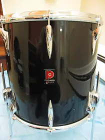 Please help identifying Premier drum set