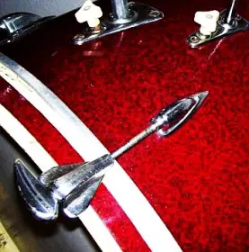 Are this Trixon claws and T-rods?