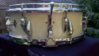 1956/57 Trixon w.m.p. parallel snare drum.