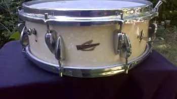 1956/57 Trixon w.m.p. parallel snare drum.