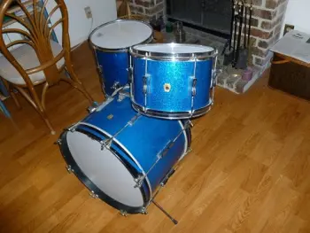 Ludwig Blue Sparkle Club Date