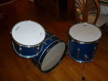 Ludwig Blue Sparkle Club Date