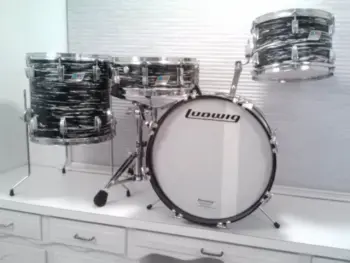 ~1970's Ludwig Black Oyster Pearl Jazzette~