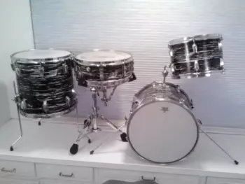 ~1970's Ludwig Black Oyster Pearl Jazzette~