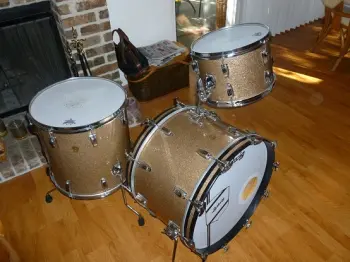 Ludwig Champagne Sparkle Drums