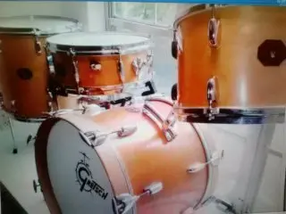 I have a legitimate Gretsch question about lacquer kits…