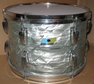 ~1970's Ludwig Black Oyster Pearl Jazzette~