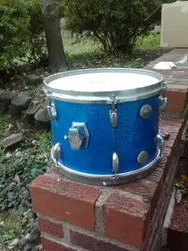 2 x Vintage Gretsch Round badge 8&quot;x12&quot; toms in blue sparkle, great shape!