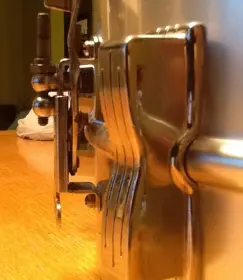 Ludwig snare strainer question