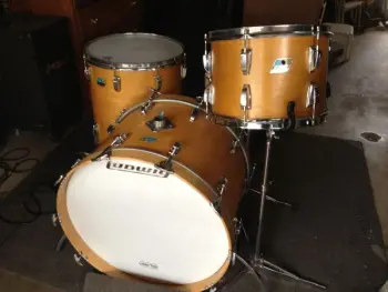 Ludwig 3-ply Maple finish kit---$850!!!