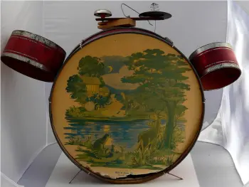 Very Old Childs Tin Set w/ cool art....YOU NEED THIS FOR CHRISTMAS?
