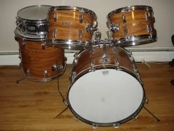 gorgeous vintage Rogers KOA kit, 12/13/16/22 with superten snare, EXCELLENT !!!